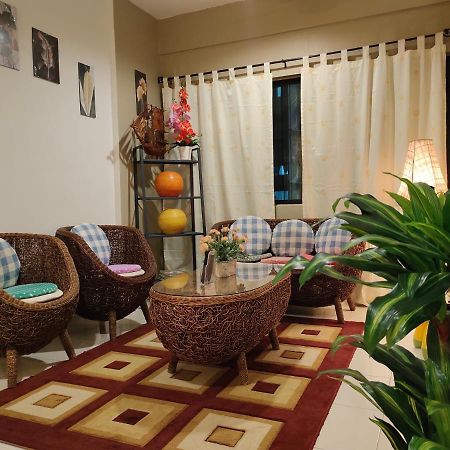 Ferienwohnung De Cozy Corner Suria Rafflesia Setia Alam Shah Alam Exterior foto