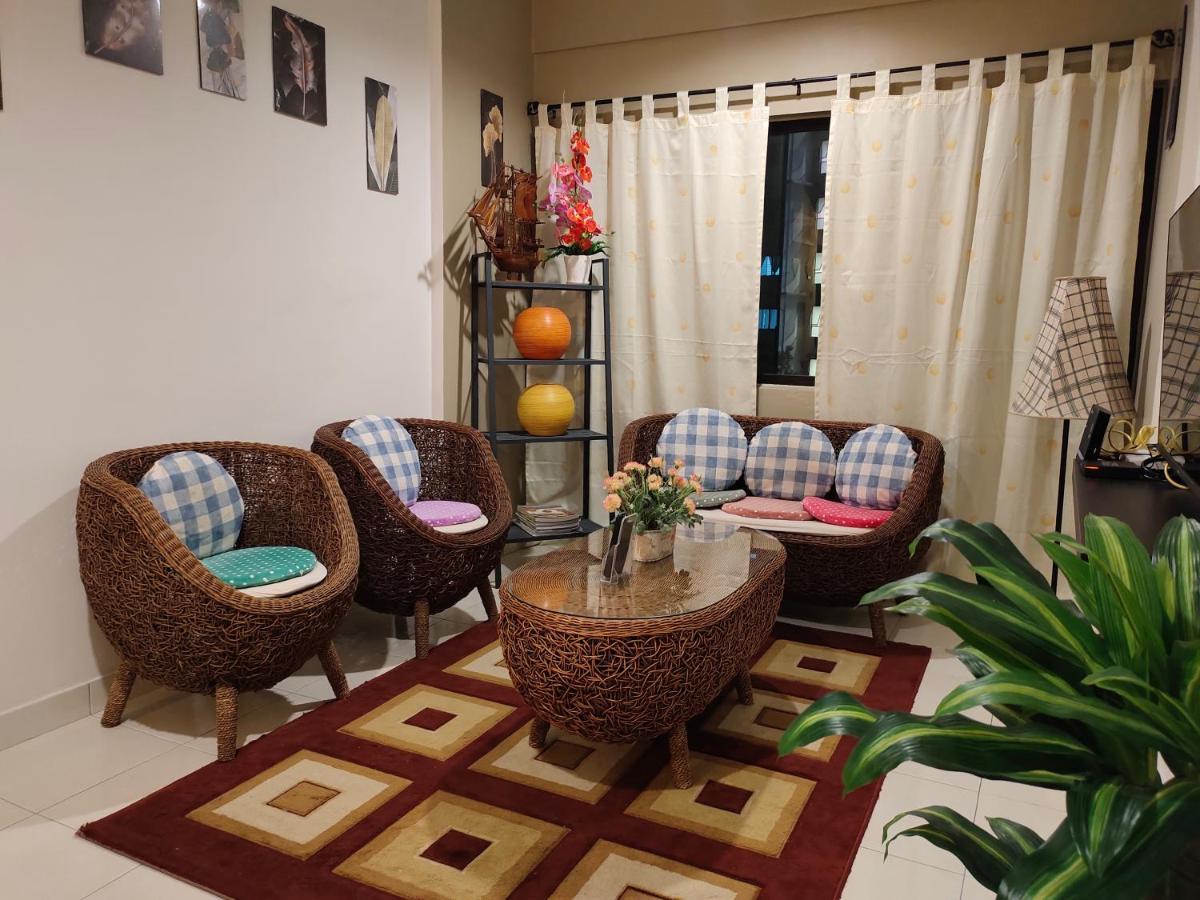 Ferienwohnung De Cozy Corner Suria Rafflesia Setia Alam Shah Alam Exterior foto