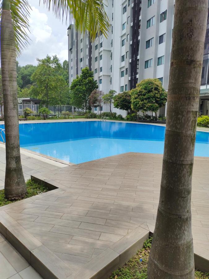 Ferienwohnung De Cozy Corner Suria Rafflesia Setia Alam Shah Alam Exterior foto