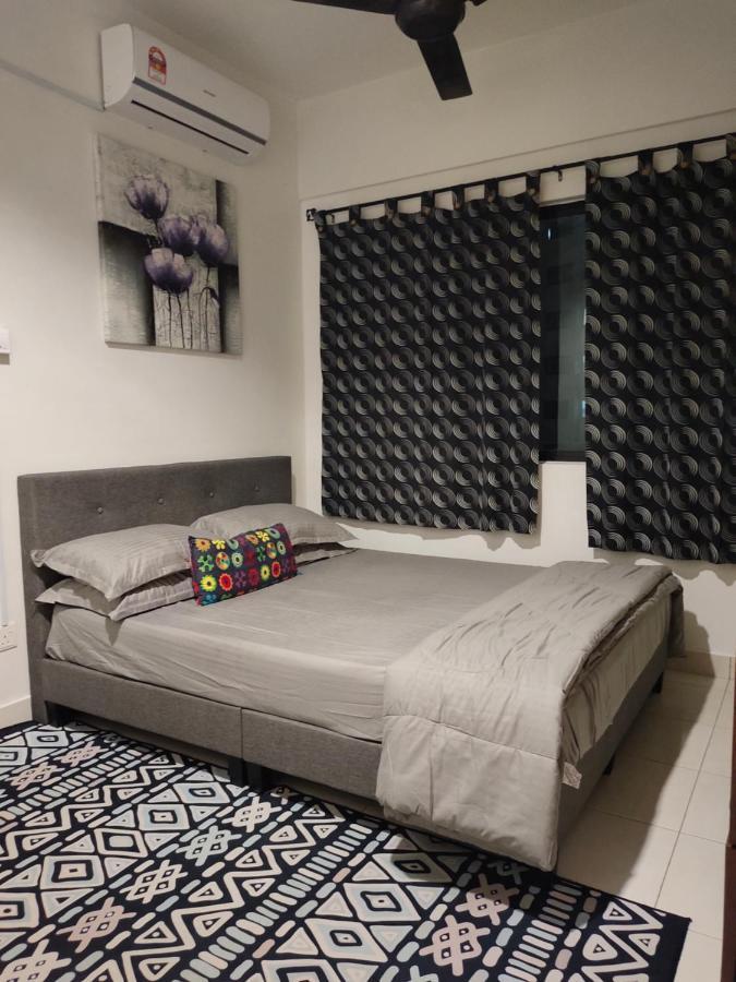 Ferienwohnung De Cozy Corner Suria Rafflesia Setia Alam Shah Alam Exterior foto