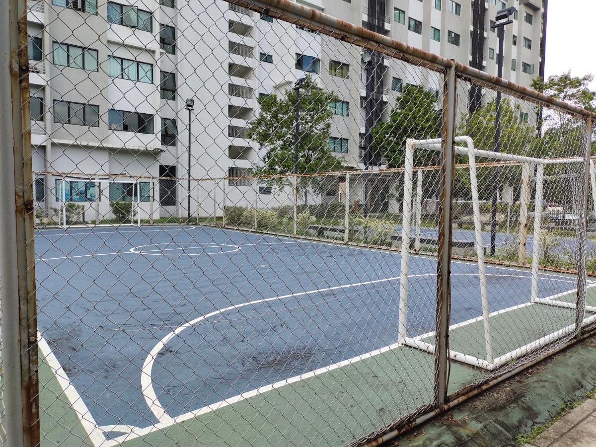 Ferienwohnung De Cozy Corner Suria Rafflesia Setia Alam Shah Alam Exterior foto